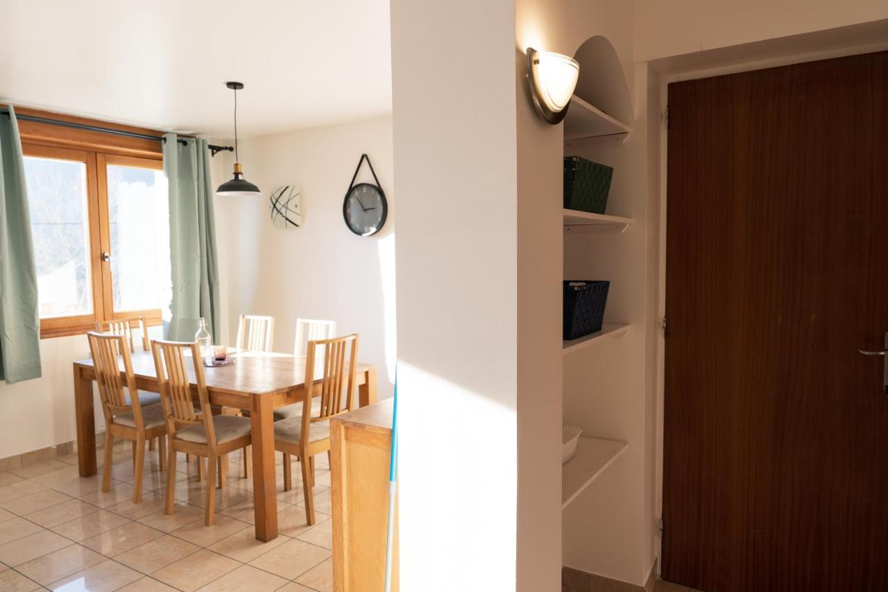 Ferienwohnung Kasa Jura - Au Coeur Des Monts Saint-Claude Exterior foto